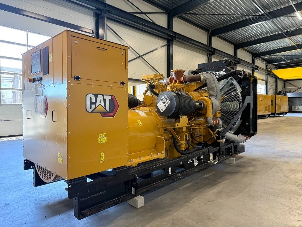 Groupe électrogène diesel Caterpillar 1 250 kVA triphasé – C32 — vue 4