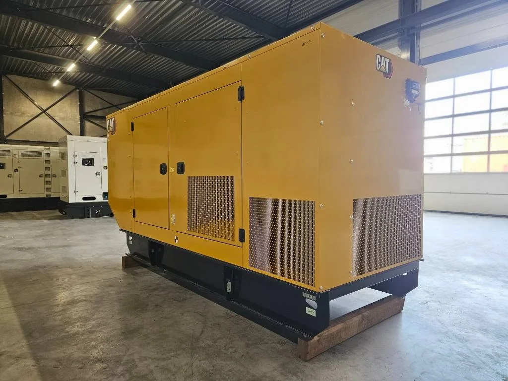 Groupe électrogène diesel Caterpillar 275 kVA triphasé – DE275E0 — vue 3