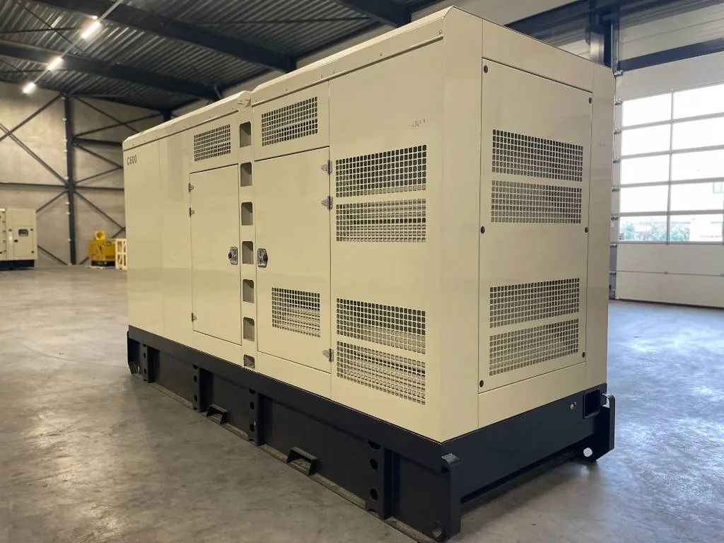 Groupe électrogène diesel Cummins 600 kVA triphasé – QSZ13-G10 — vue 3