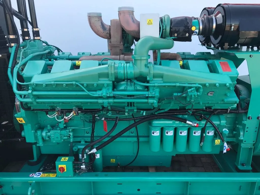 Groupe électrogène diesel Cummins 1 875 kVA triphasé – C1875D5 — vue 3