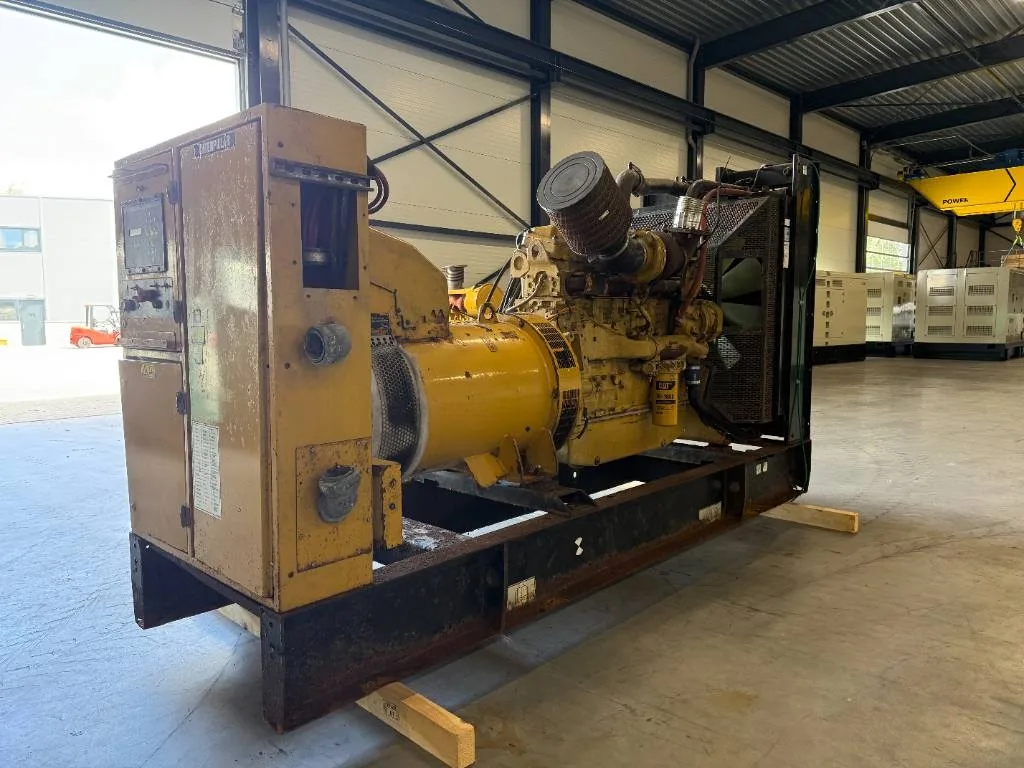 Groupe électrogène diesel Caterpillar 625 kVA triphasé – C15 — vue 2