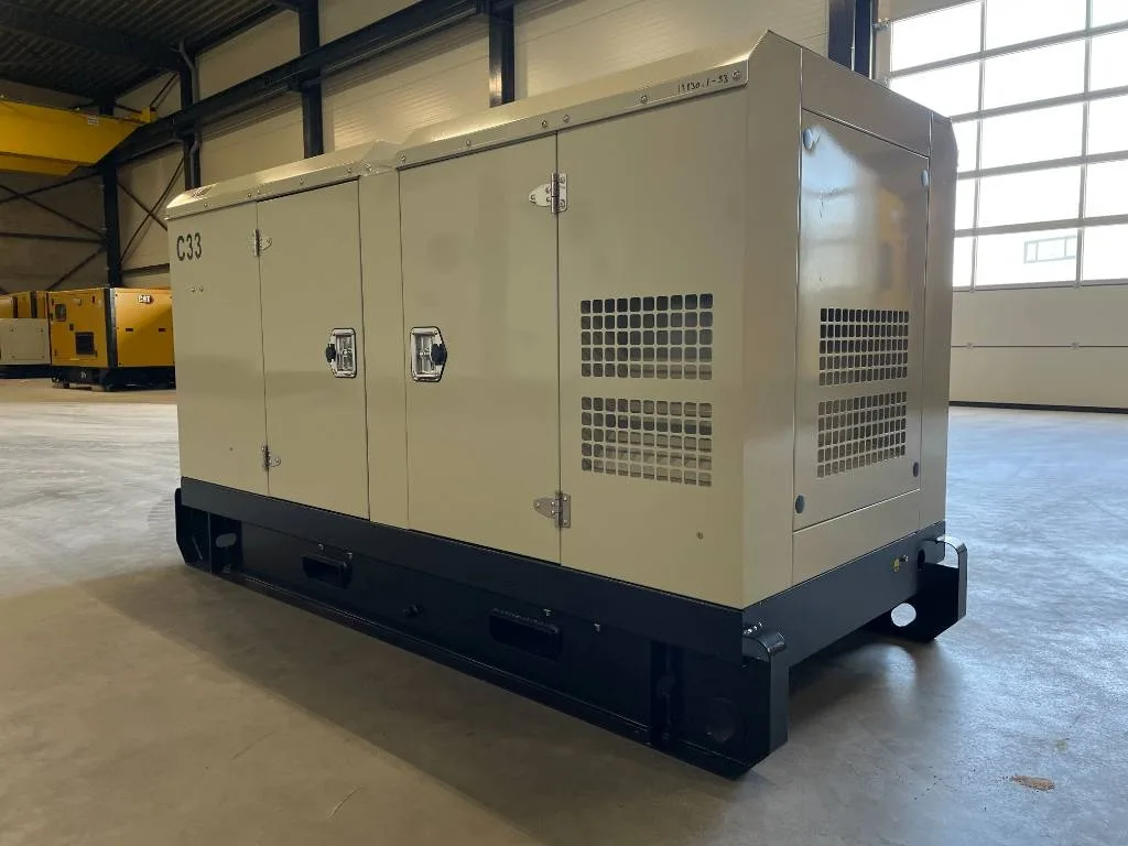 Groupe électrogène diesel Cummins 33 kVA triphasé – 4B3.9-G12 — vue 3