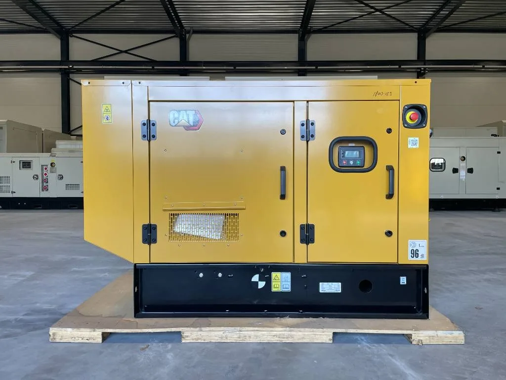 Groupe électrogène diesel Caterpillar 22 kVA triphasé – DE22E3